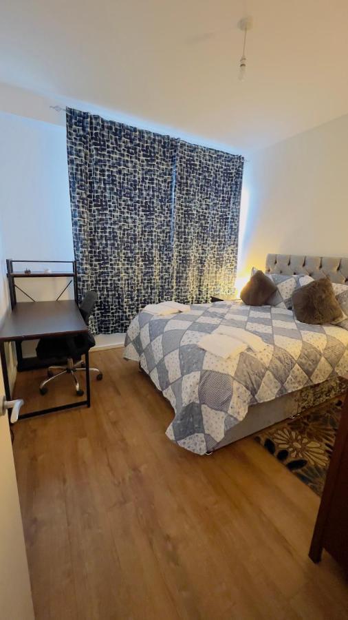 Charming 1-Bedroom Apartment In Woolwich لندن المظهر الخارجي الصورة